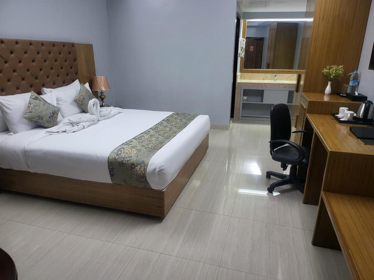 Bogra Momo Inn מראה חיצוני תמונה